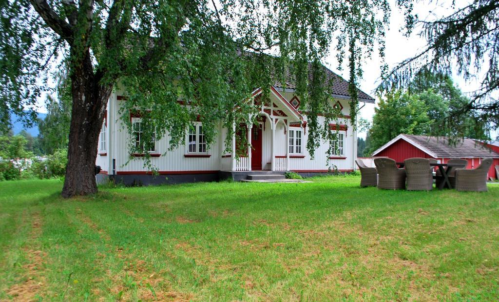 Beveroya Hytteutleie Og Camping Bo, Telemark Bagian luar foto